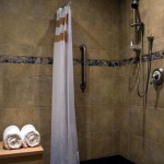 32-Ladies-Changeroom-Shower8x10